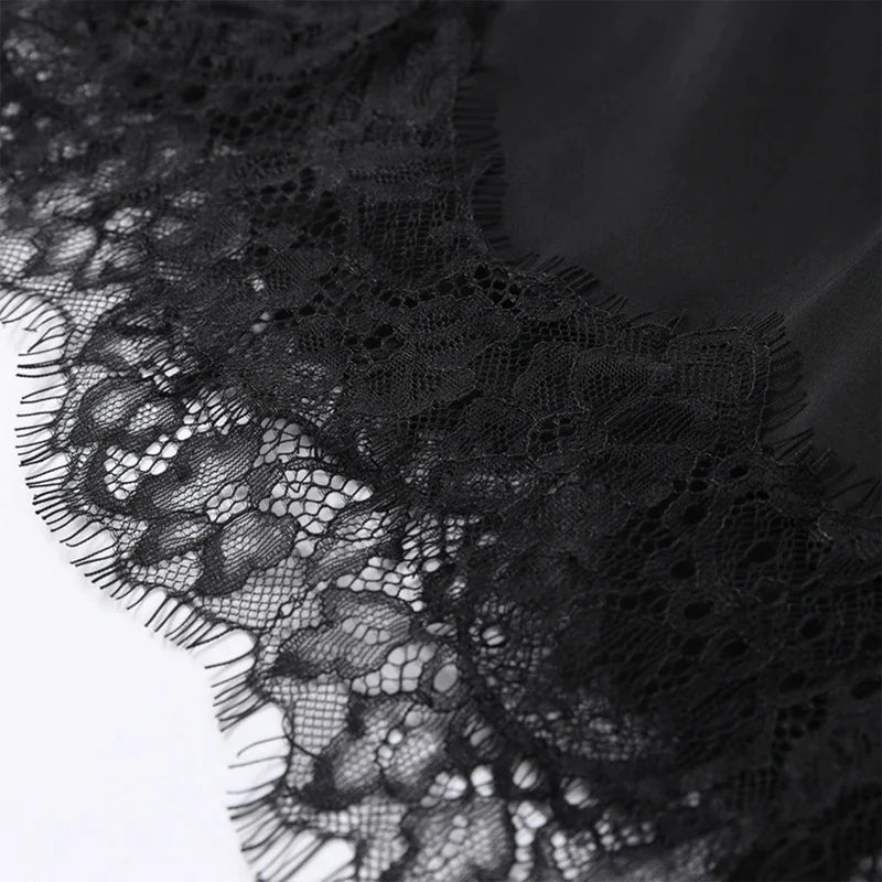 Regata Acetinada Assimétrica Renda