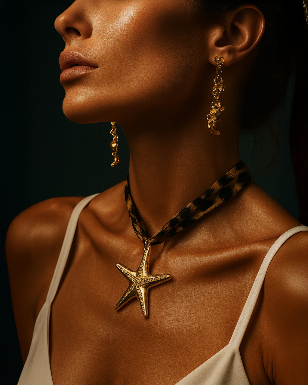 Choker Animal Print com Pingente Estrela-do-Mar